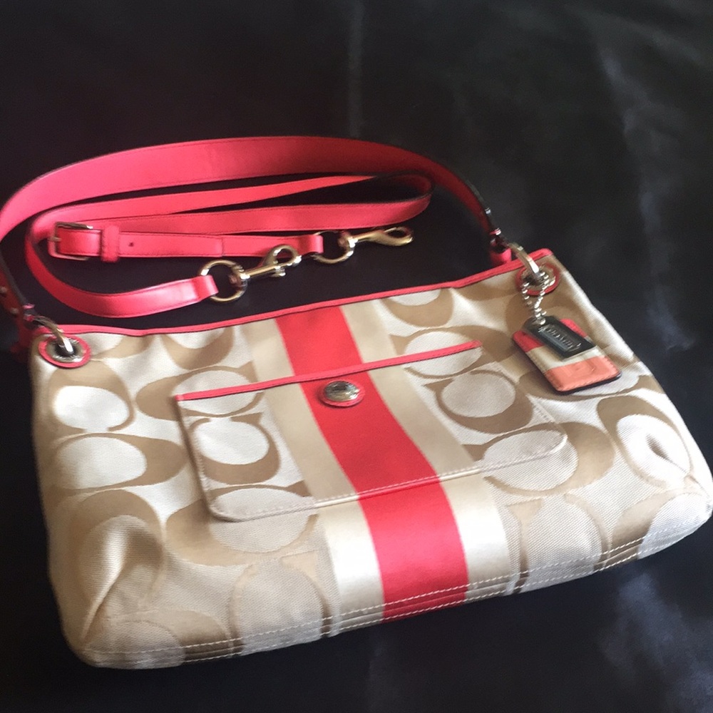 Coach Poppy Hampton Coral Sig Crossbody hobo bag - Picture 4 of 8